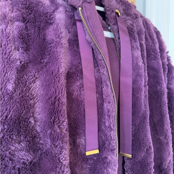 Express Purple Faux Fur Jacket - Picture 2 of 5